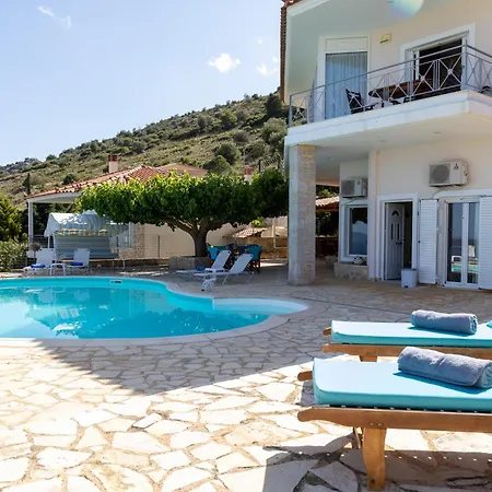 Instaview 2 Apartment Tolo