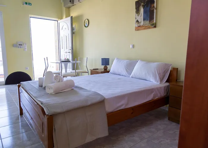 Instaview 2 Apartment Tolo